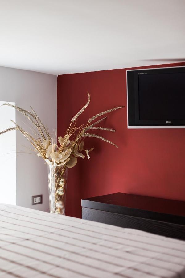 Homehouse Santamaura - San Pietro Рим Екстер'єр фото